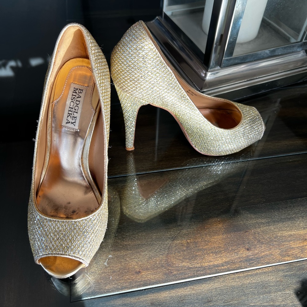 Badgley Mischka Silver Gold Metallic heels Formal Shoes 7